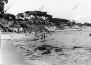 Una imagen de 1982 de la playa que Acogería el Puerto