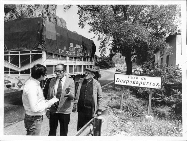 Para el viajero que por carretera o ferrocarril va de la meseta castellana a...