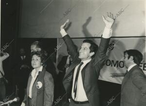 Adolfo Suárez, de Centro Democrático y Social, durante las elecciones generales