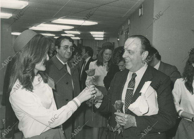 Inauguración de la nueva sede de Alianza Popular en la calle Génova de Madrid