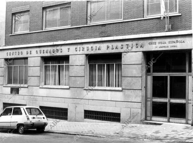 Centro de Quemados y cirugía plástica de la cruz Roja Española, Inaugurado en...