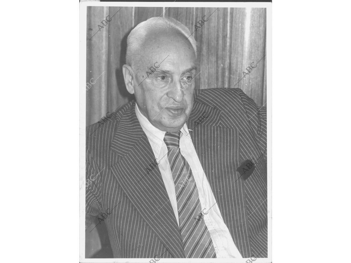 El premio Nobel de medicina doctor severo Ochoa - Archivo ABC