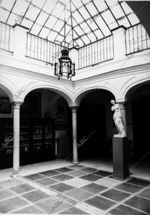 Patio interior del ateneo