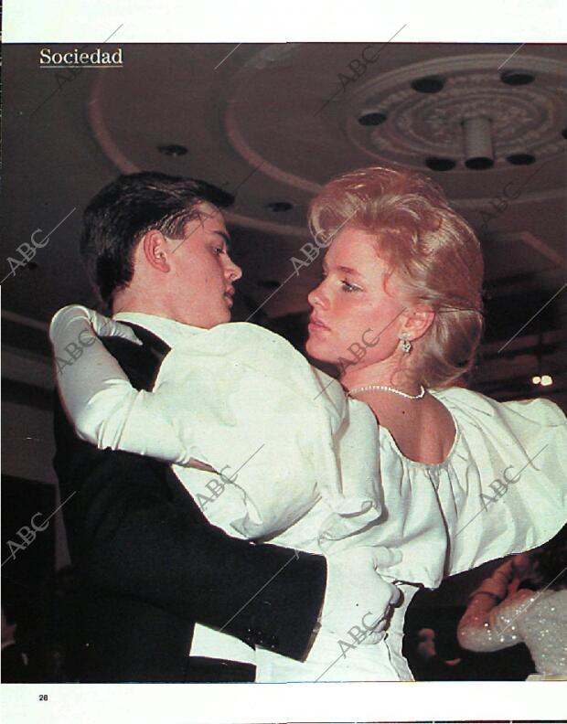 BLANCO Y NEGRO MADRID 26-02-1989 página 28