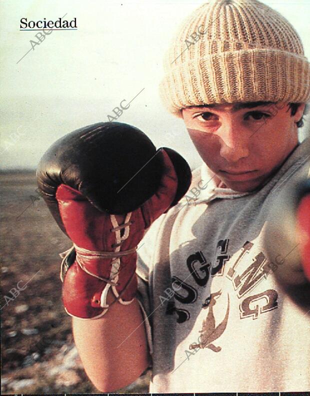 BLANCO Y NEGRO MADRID 12-03-1989 página 26