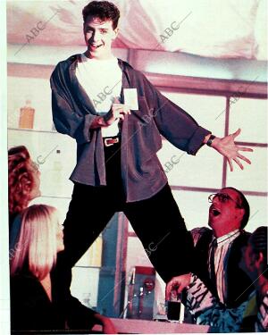 BLANCO Y NEGRO MADRID 08-10-1989 página 69