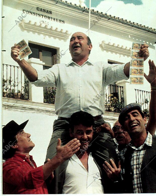 BLANCO Y NEGRO MADRID 05-11-1989 página 39