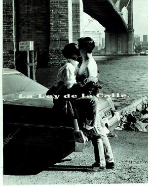 BLANCO Y NEGRO MADRID 05-11-1989 página 68