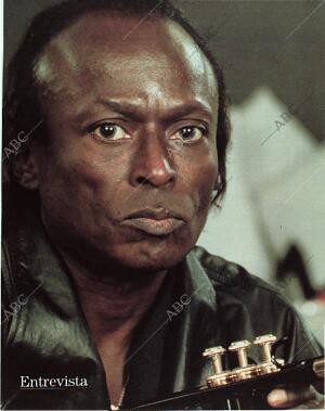 BLANCO Y NEGRO MADRID 12-11-1989 página 78