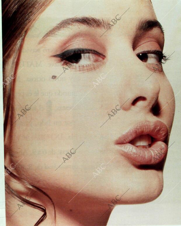 BLANCO Y NEGRO MADRID 19-11-1989 página 105