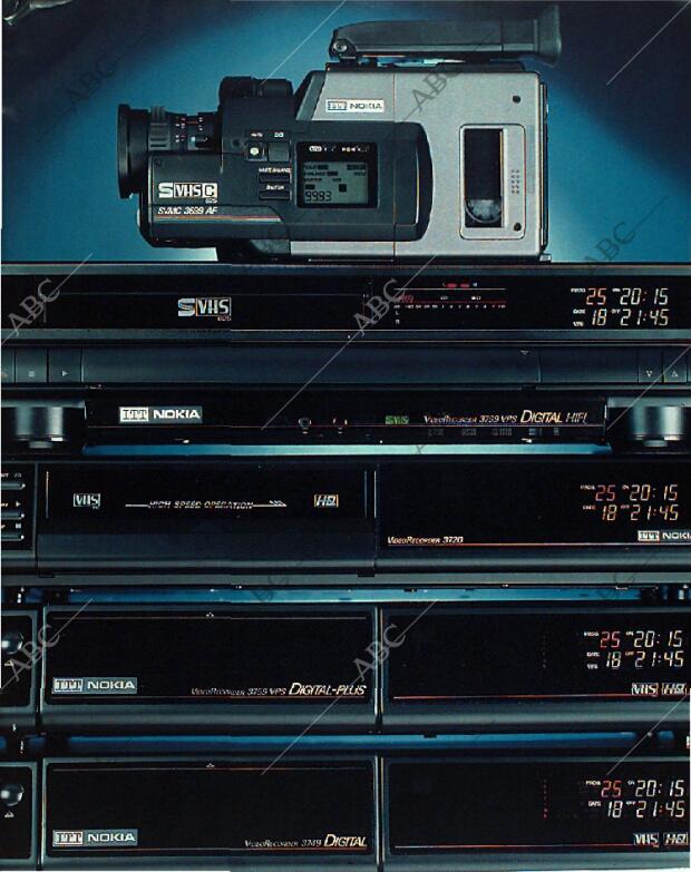 BLANCO Y NEGRO MADRID 03-12-1989 página 49