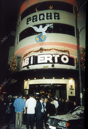 Puerta de la discoteca Pacha