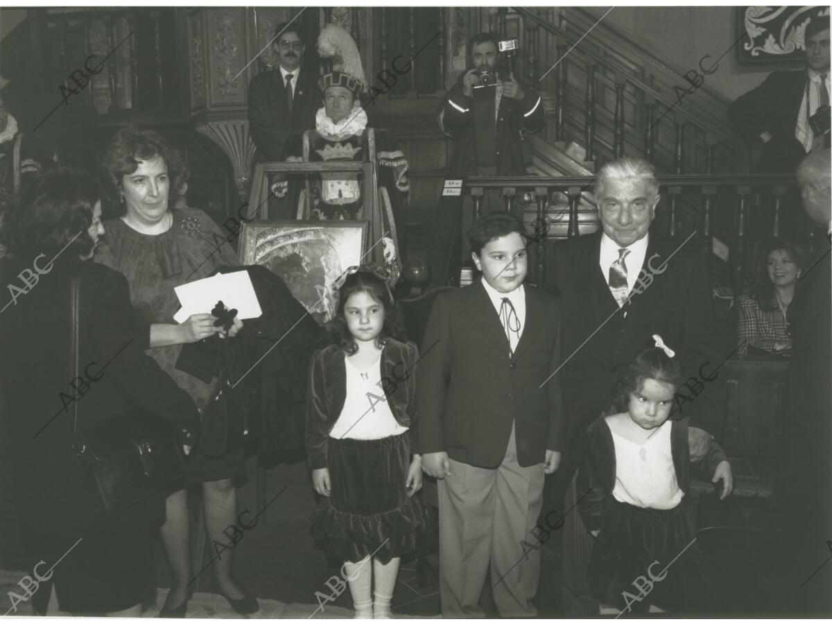 Entrega al escritor paraguayo Augusto Roa Bastos del premio Cervantes ...