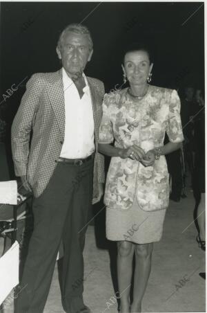 La condesa de Montarco con Elio Berhanyer en Ibiza