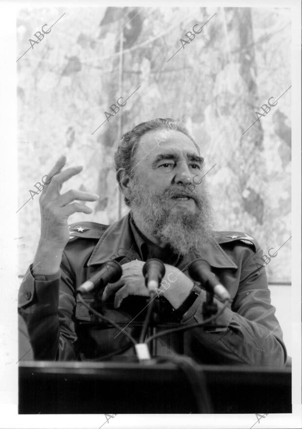 Rueda de prensa de Fidel Castro