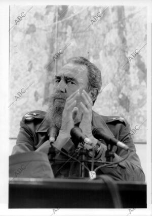 Rueda de prensa de Fidel Castro