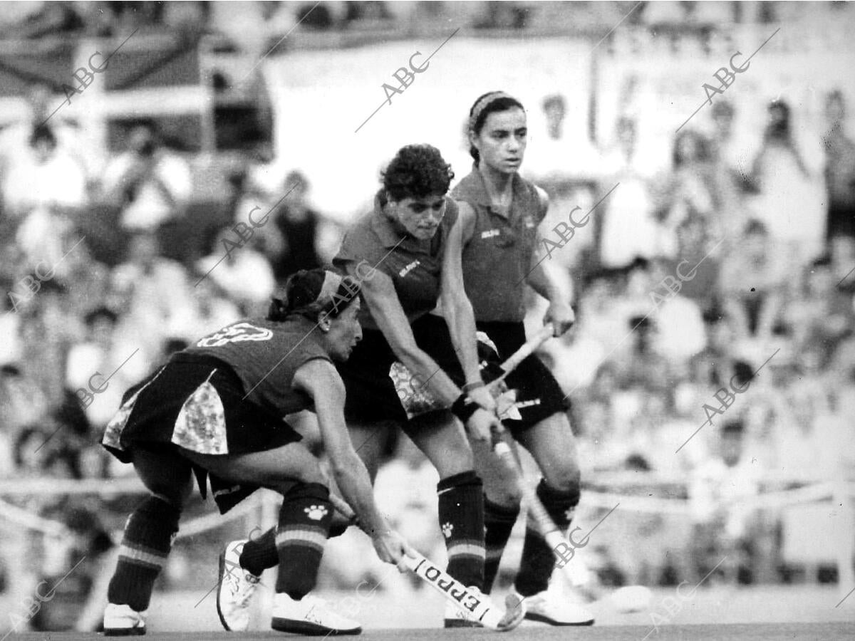 Juegos Olímpicos Barcelona 92...Oro en hockey hierba Archivo ABC