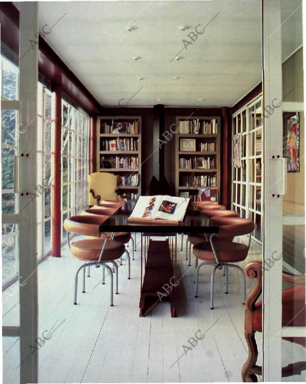 BLANCO Y NEGRO MADRID 21-02-1993 página 81