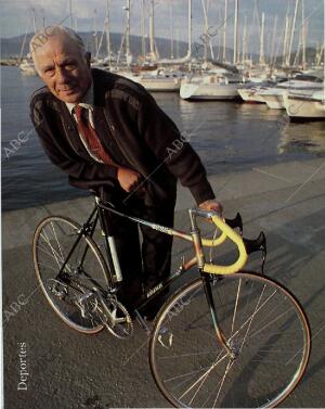 BLANCO Y NEGRO MADRID 25-04-1993 página 74