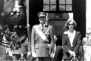 Desfile del día de las Fuerzas Armadas de 1993, en Madrid, Presidido por sus...