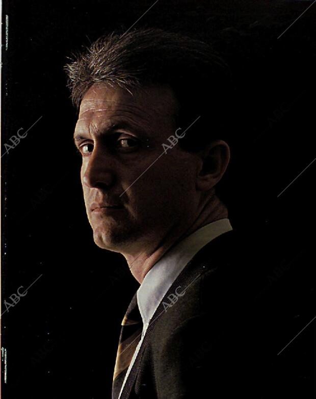 BLANCO Y NEGRO MADRID 27-06-1993 página 81