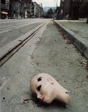 BLANCO Y NEGRO MADRID 15-08-1993 página 53