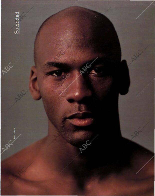 BLANCO Y NEGRO MADRID 17-10-1993 página 30