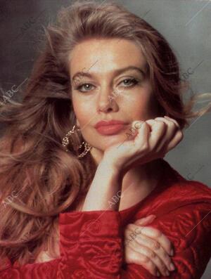 BLANCO Y NEGRO MADRID 01-05-1994 página 23