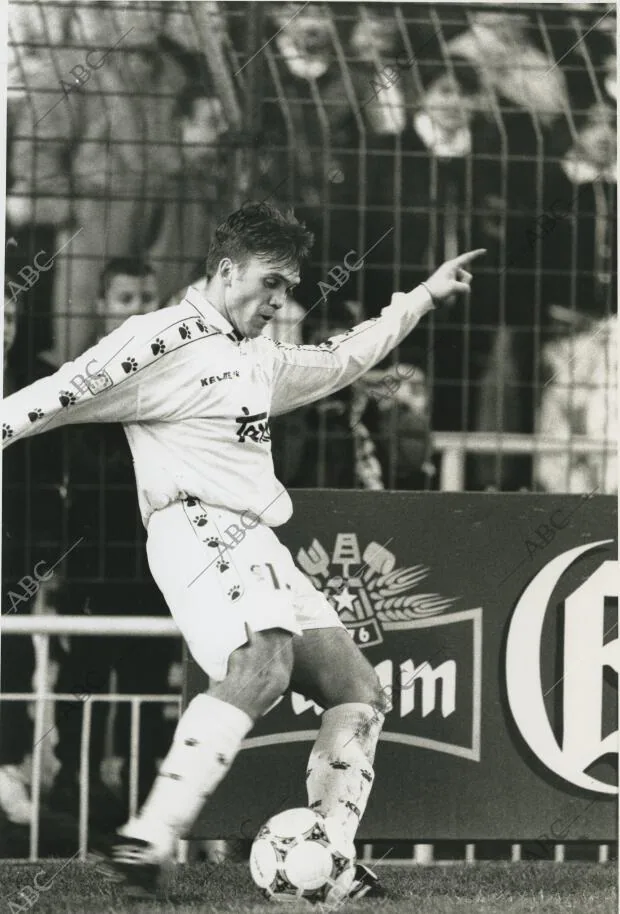 jan Petkovic en un partido del Real Madrid disputado en el Santiago Benabéu