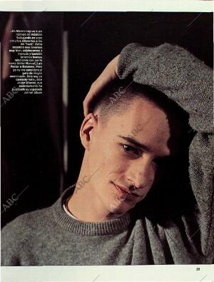 BLANCO Y NEGRO MADRID 02-04-1995 página 23