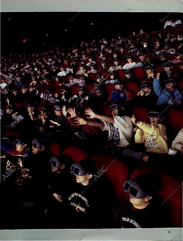 BLANCO Y NEGRO MADRID 14-01-1996 página 21