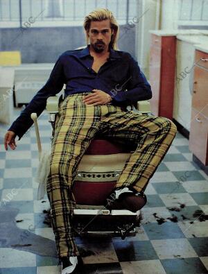 BLANCO Y NEGRO MADRID 14-01-1996 página 33