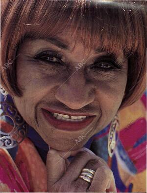 BLANCO Y NEGRO MADRID 22-09-1996 página 33