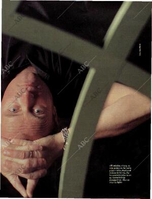 BLANCO Y NEGRO MADRID 06-10-1996 página 33