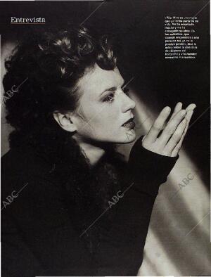 BLANCO Y NEGRO MADRID 06-10-1996 página 42