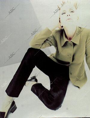 BLANCO Y NEGRO MADRID 10-11-1996 página 85