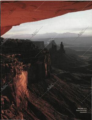 BLANCO Y NEGRO MADRID 04-01-1998 página 57