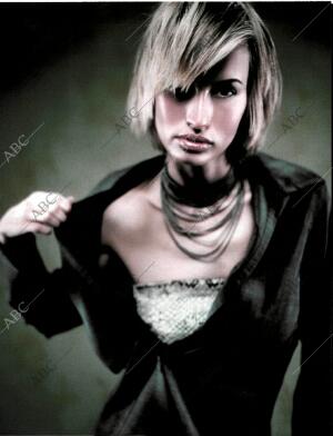 BLANCO Y NEGRO MADRID 05-04-1998 página 65