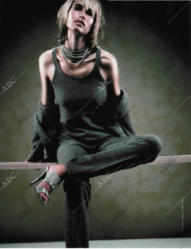 BLANCO Y NEGRO MADRID 05-04-1998 página 66