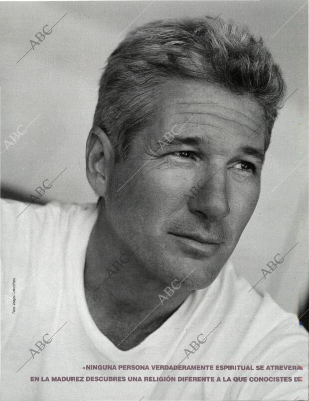 BLANCO Y NEGRO MADRID 03-05-1998 página 32