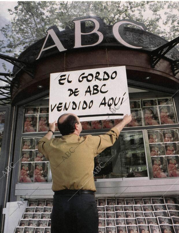 BLANCO Y NEGRO MADRID 03-05-1998 página 86