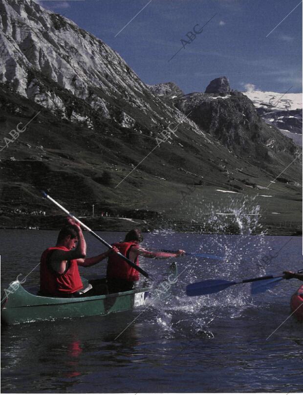 BLANCO Y NEGRO MADRID 21-06-1998 página 68