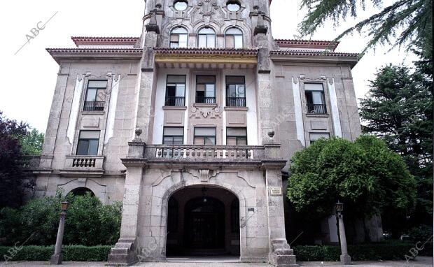 Fachada del colegio mayor Fonseca