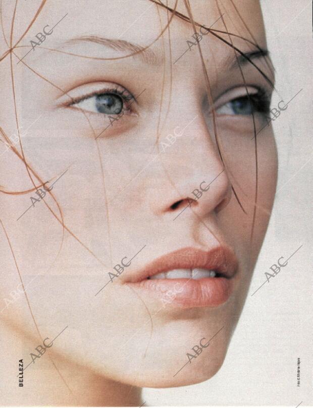 BLANCO Y NEGRO MADRID 20-09-1998 página 90