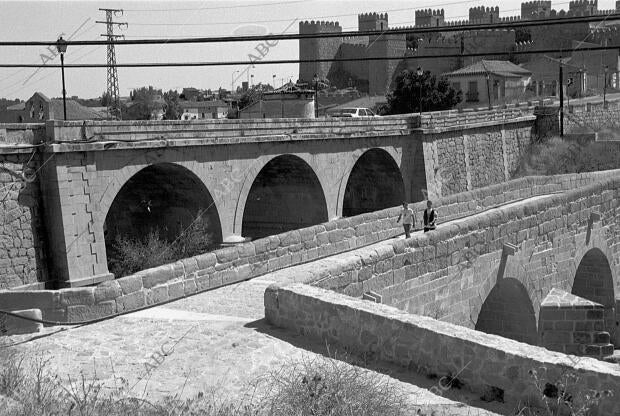 foto Heras - puente sobre el río Adaja de Ávila