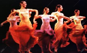 Compañía Andaluza de Danza, en la Coreografía "elegía Andaluza"
