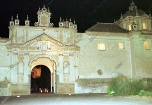 Entrada al Centro Andaluz de Arte Contemporáneo,ubicado en el antiguo Monasterio...