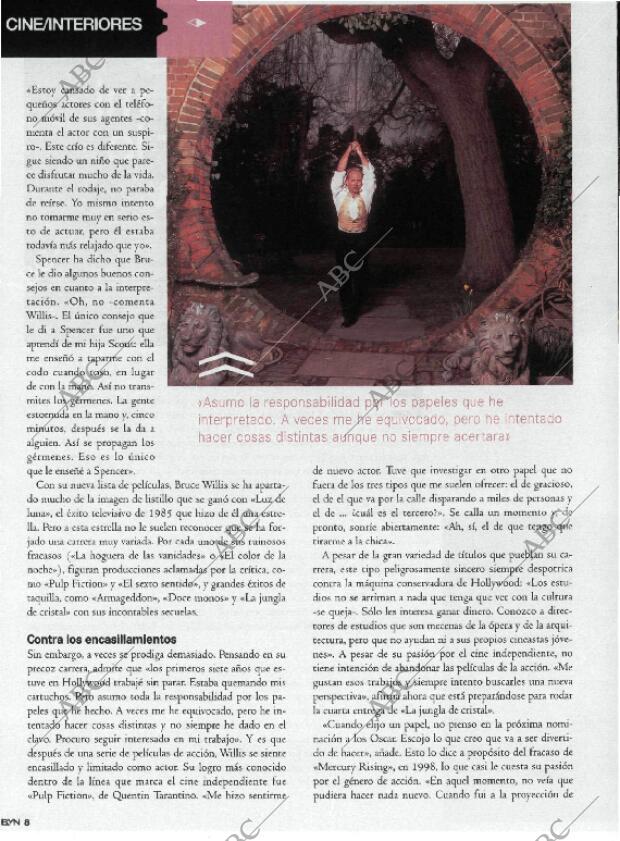 BLANCO Y NEGRO MADRID 20-08-2000 página 8