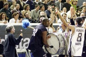 Partido de baloncesto de los Actos del centenario del real Madrid, real Madrid -...