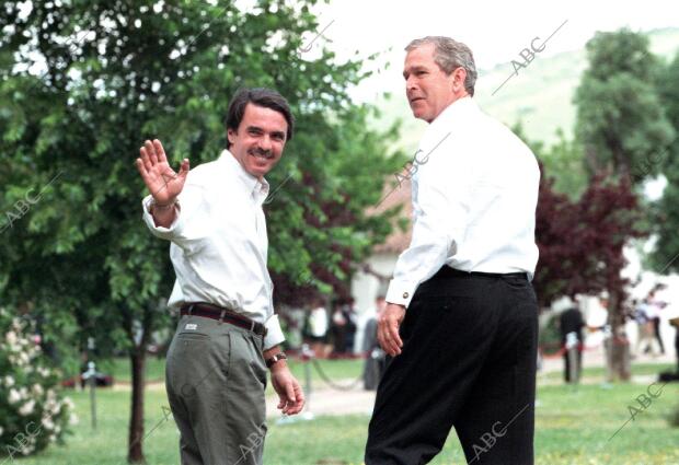 visita del Pte Jose Maria Aznar y el Pte Eeuu, George W Bush A la finca los...